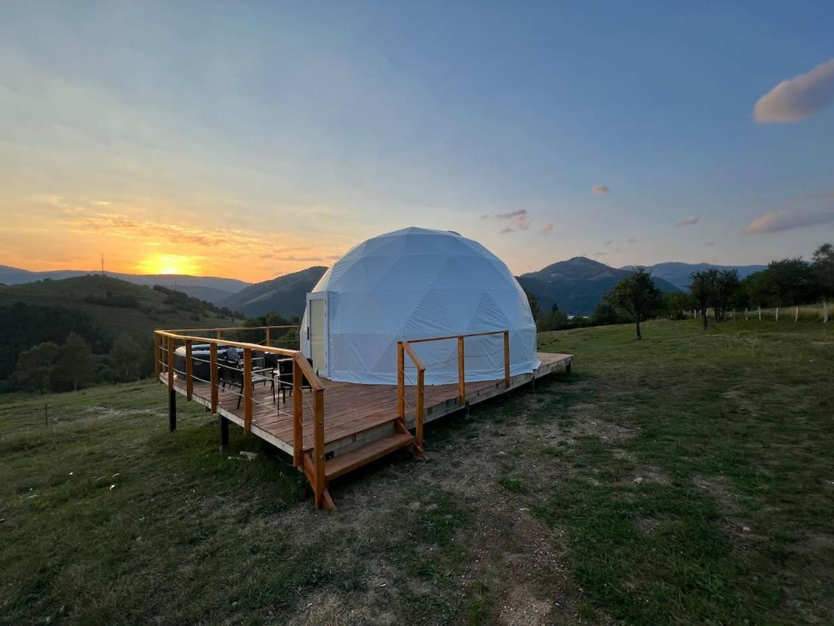 Tranquil Dome - Manta'S Retreat Glamping Cornereva Hotel Kültér fotó