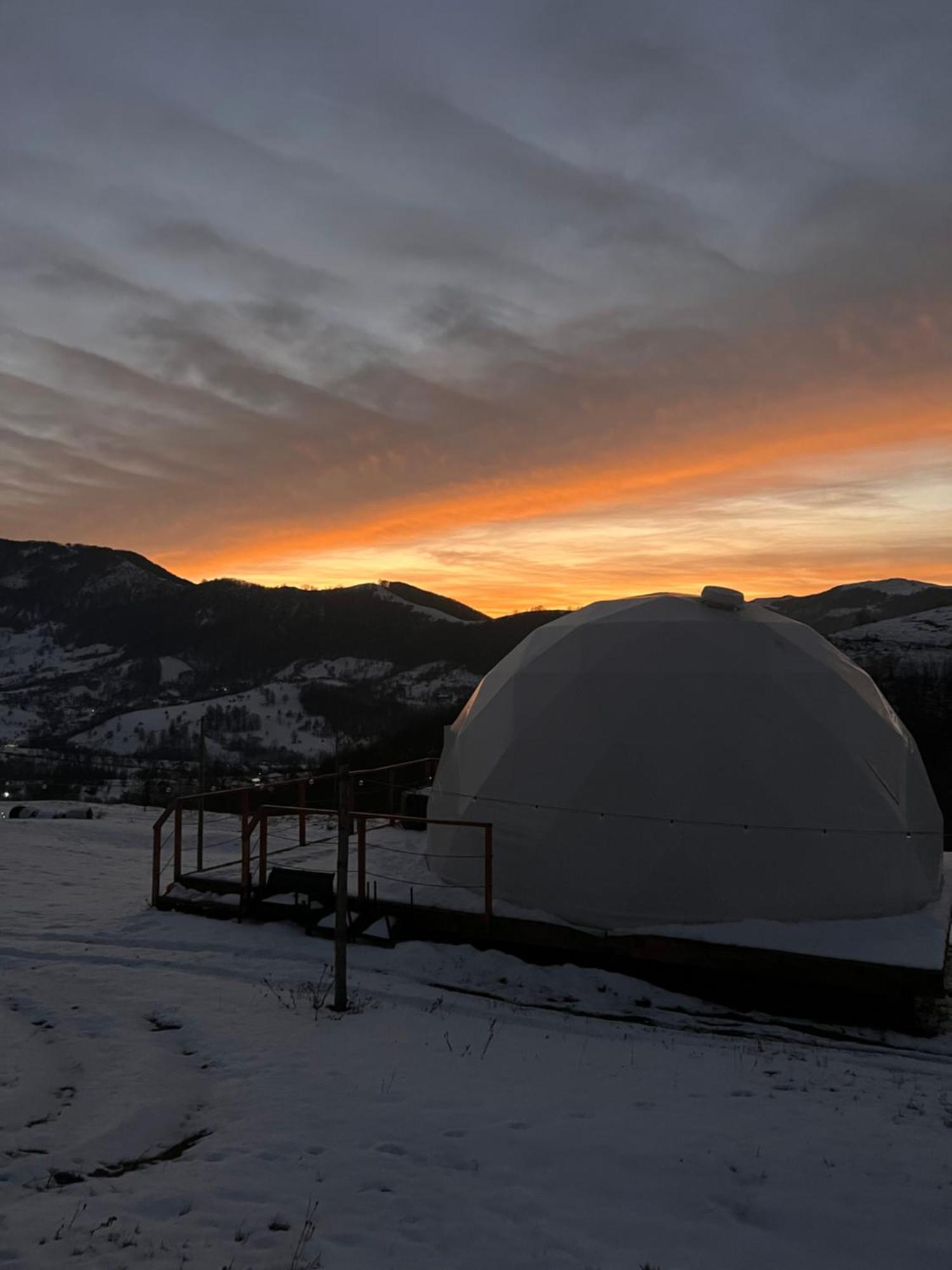 Tranquil Dome - Manta'S Retreat Glamping Cornereva Hotel Kültér fotó